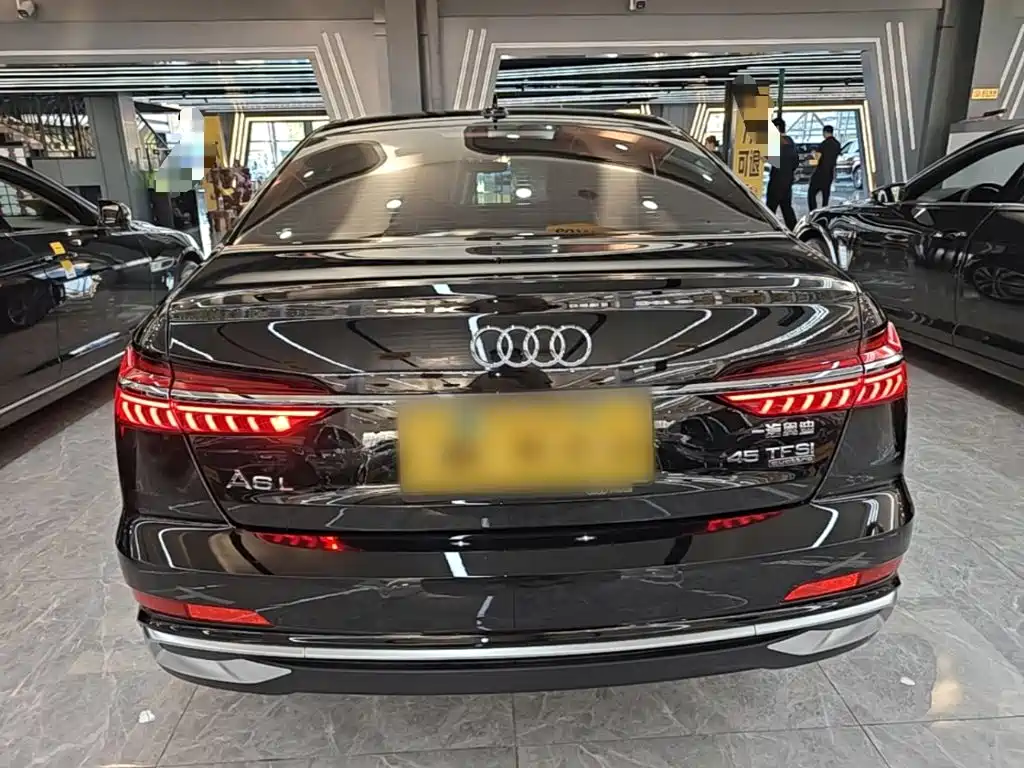 Audi A6L — фото 6