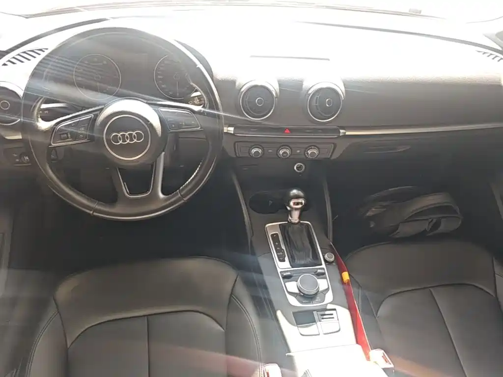 Audi A3 — фото 10