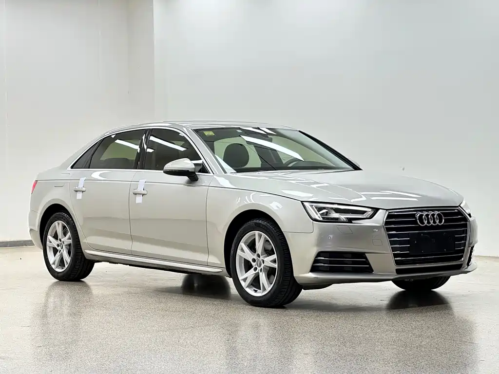 Audi A4L — фото 3