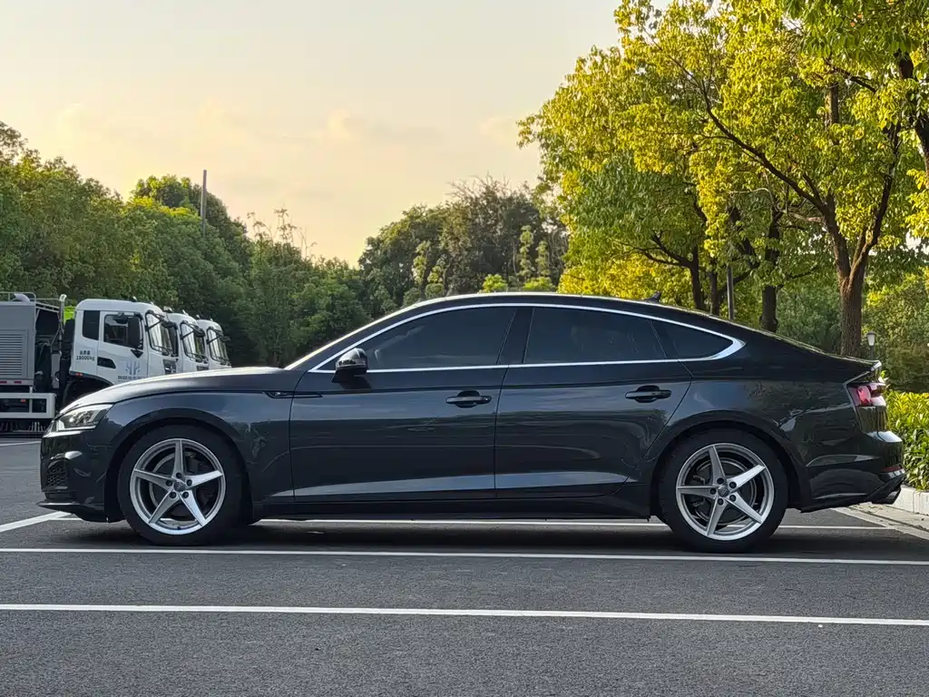 Audi A5 (Import) — фото 3