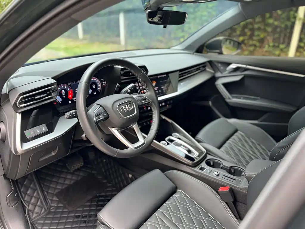 Audi A3 — фото 17