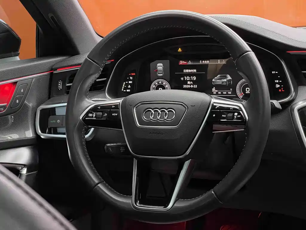 Audi A6L — фото 13