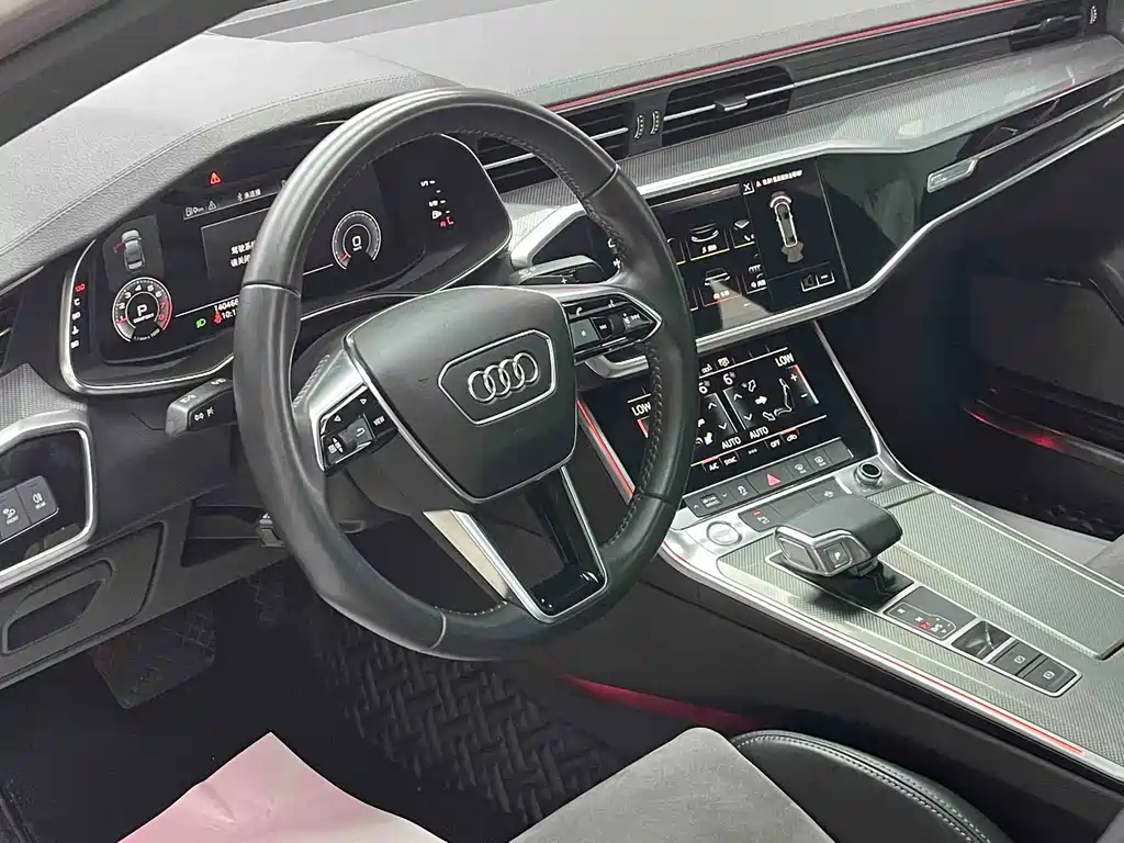 Audi A6L — фото 10