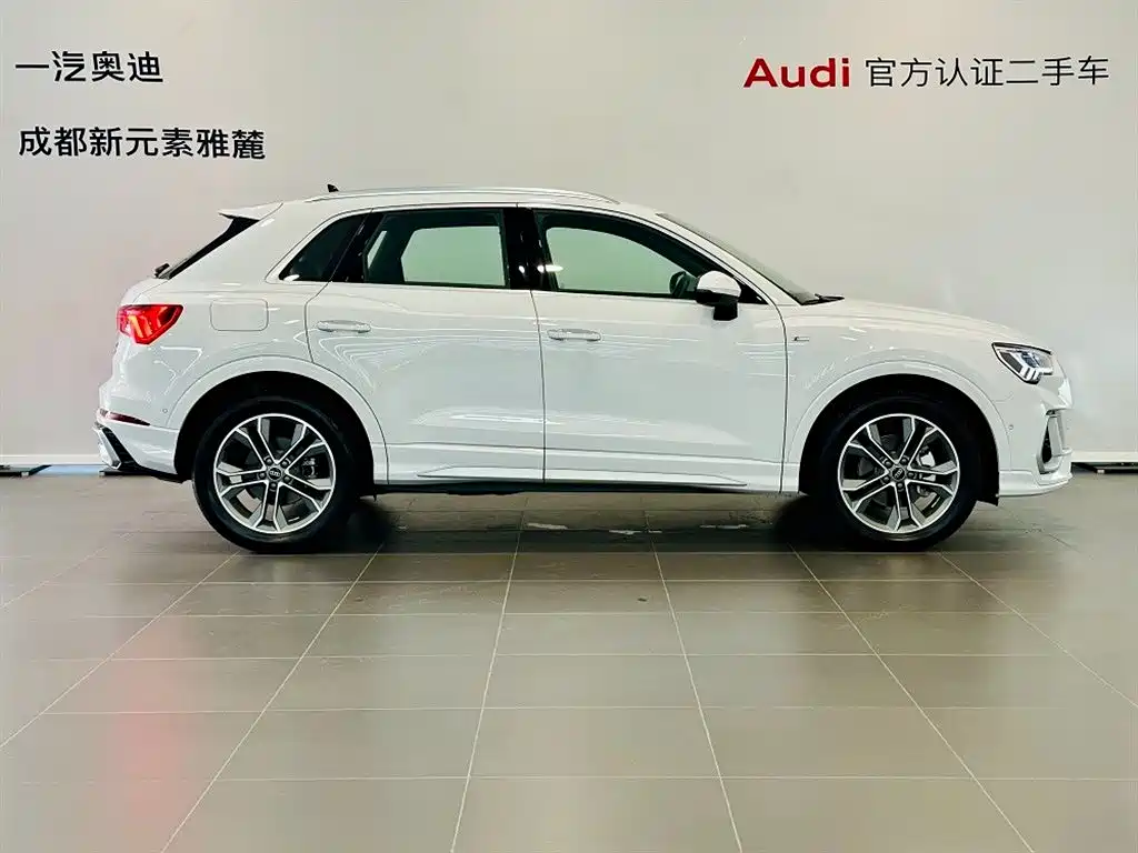 Audi Q3 — фото 3
