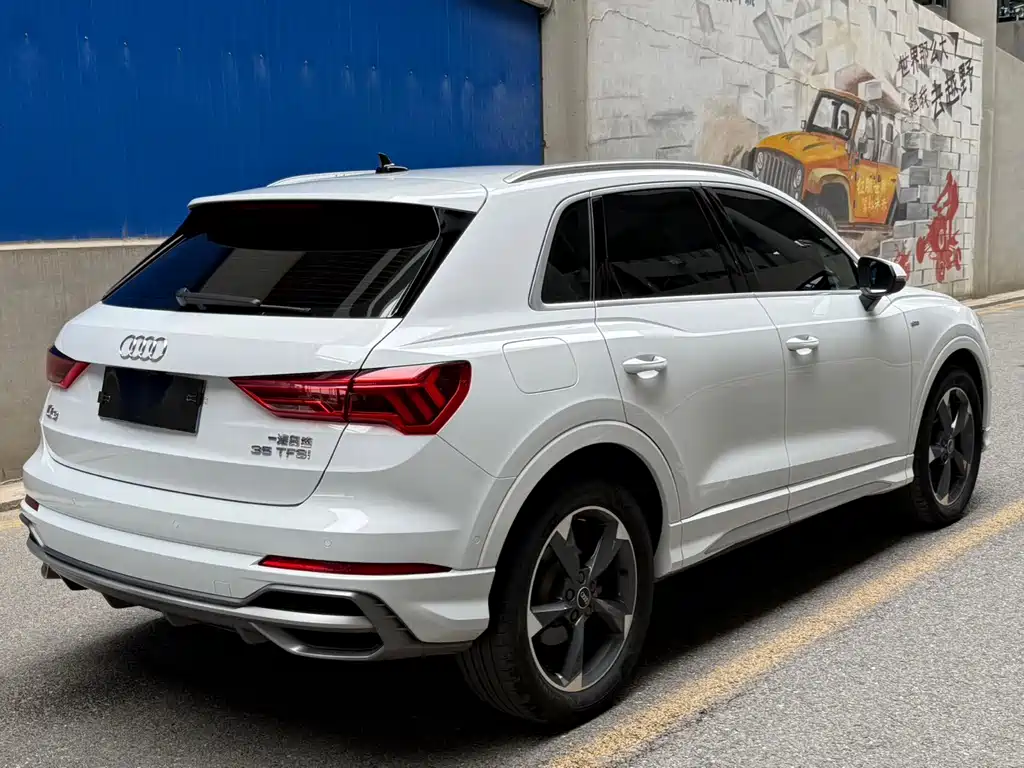 Audi Q3 — фото 4