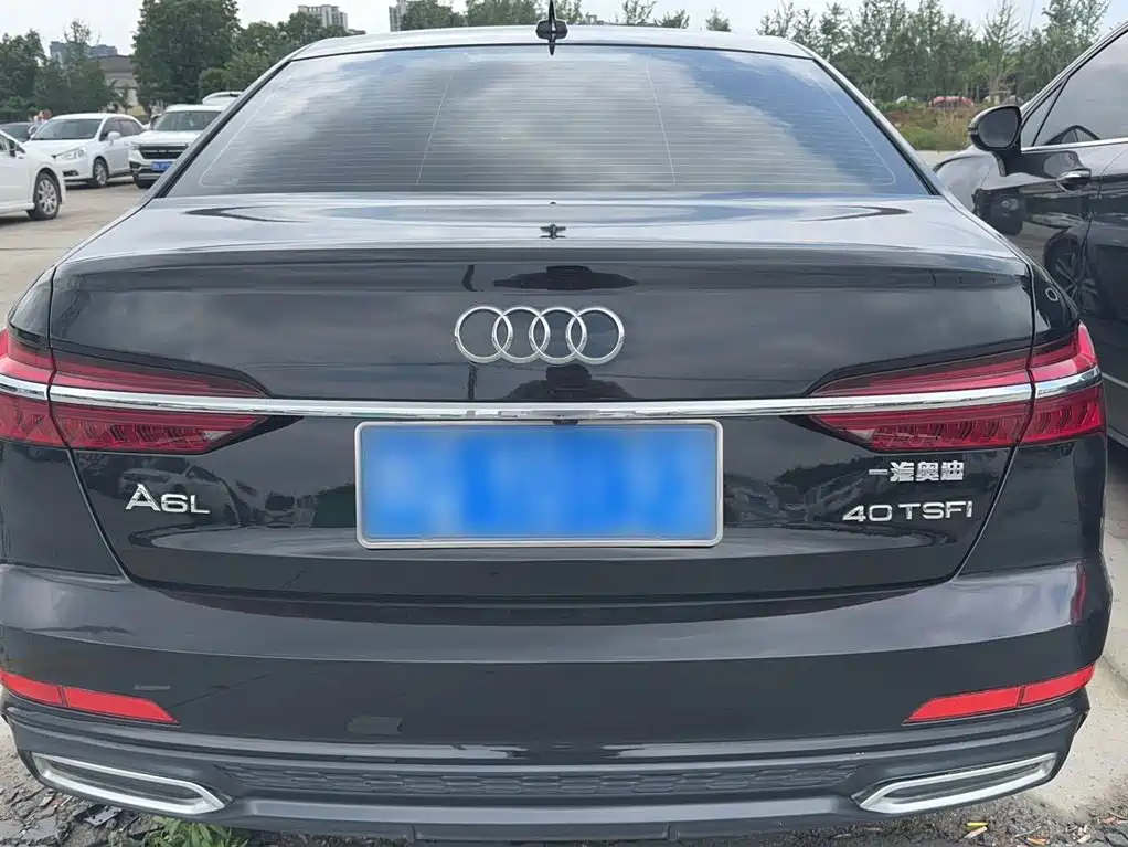 Audi A6L — фото 5