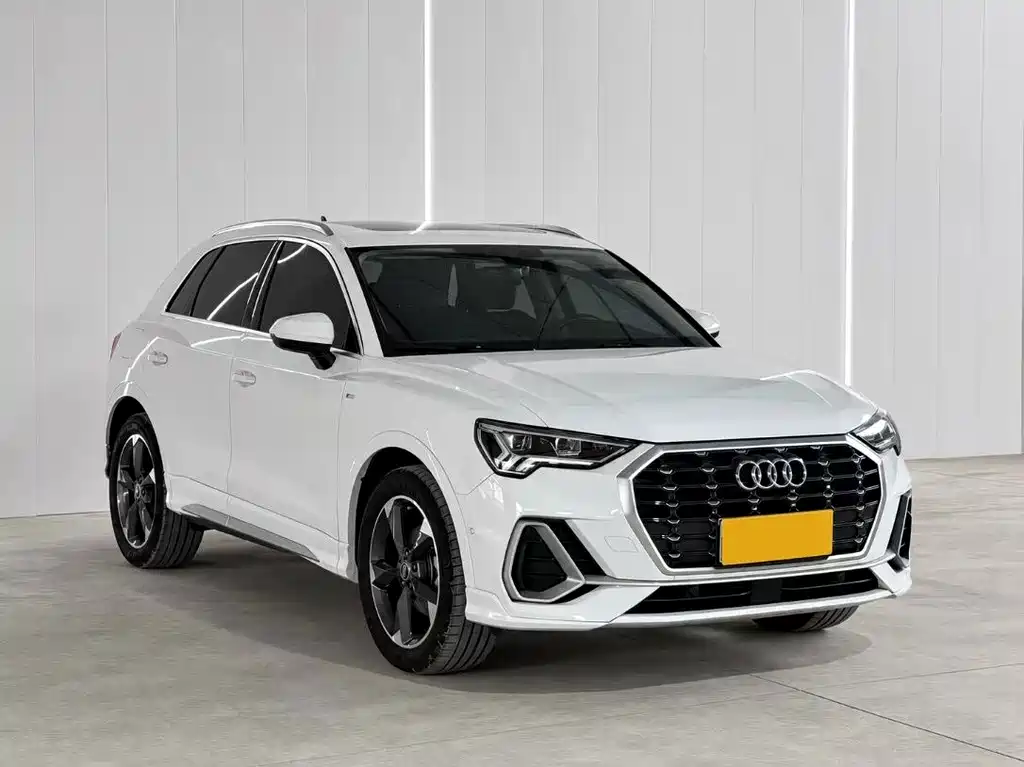 Audi Q3 — фото 3