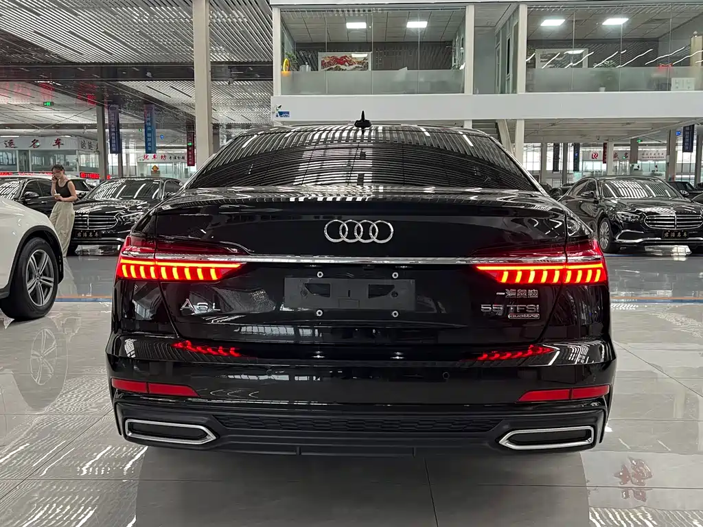 Audi A6L — фото 13