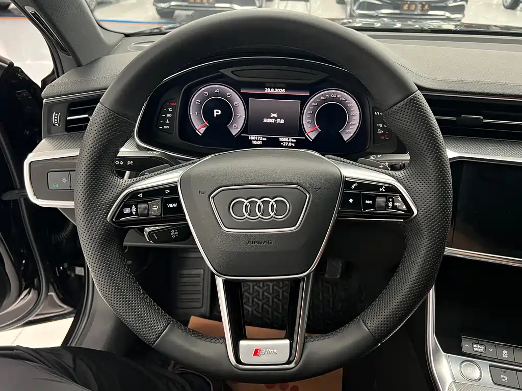 Audi A6L — фото 6