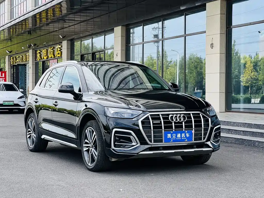 Audi Q5L — фото 3
