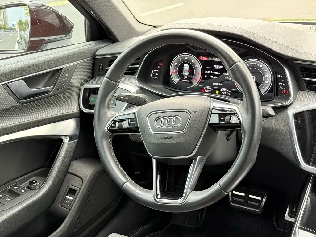 Audi A6L — фото 7