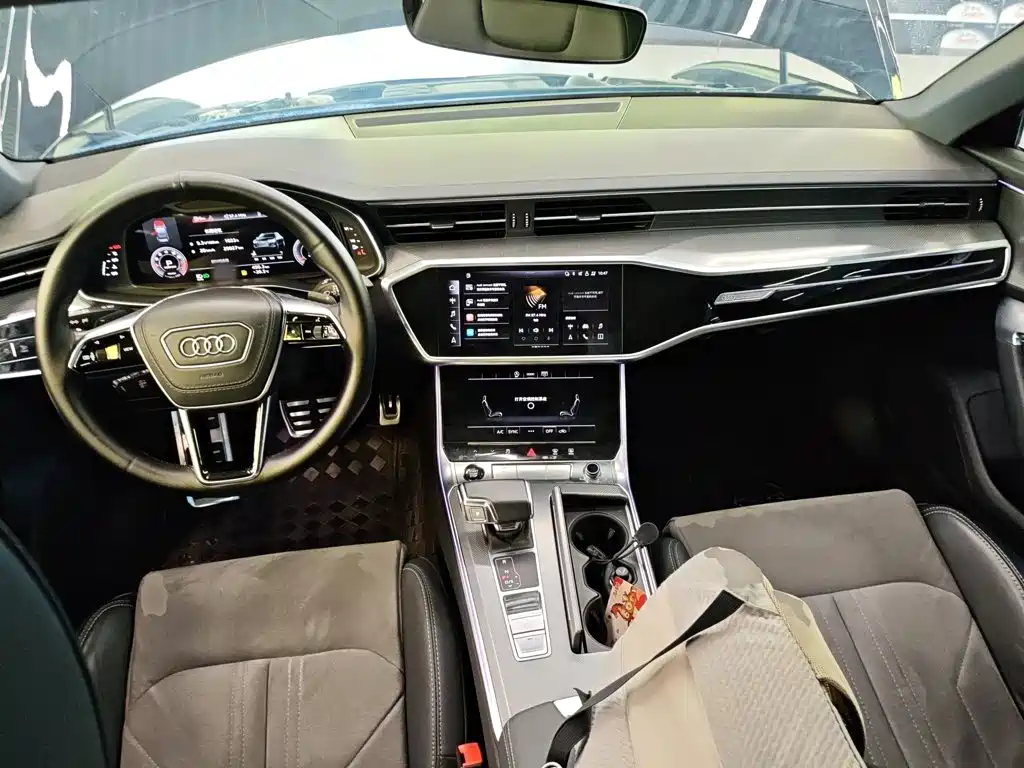 Audi A6L — фото 6
