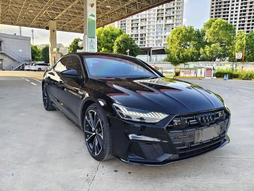Audi A7L — фото 5