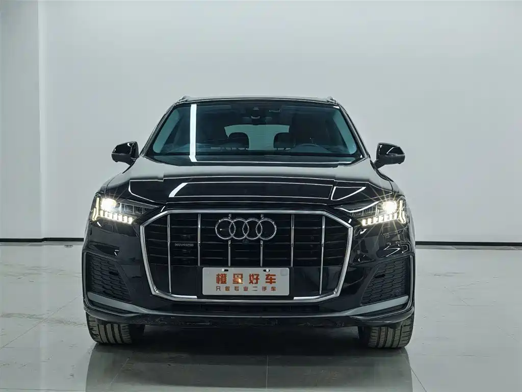 Audi Q7 — фото 2