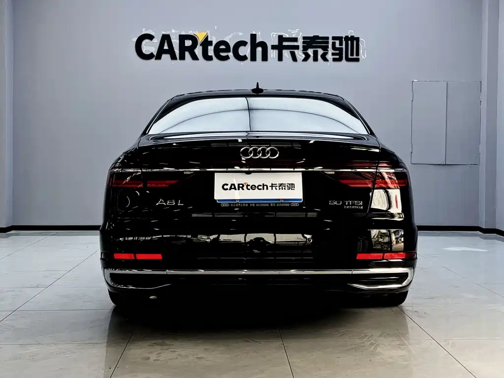Audi A8 — фото 5
