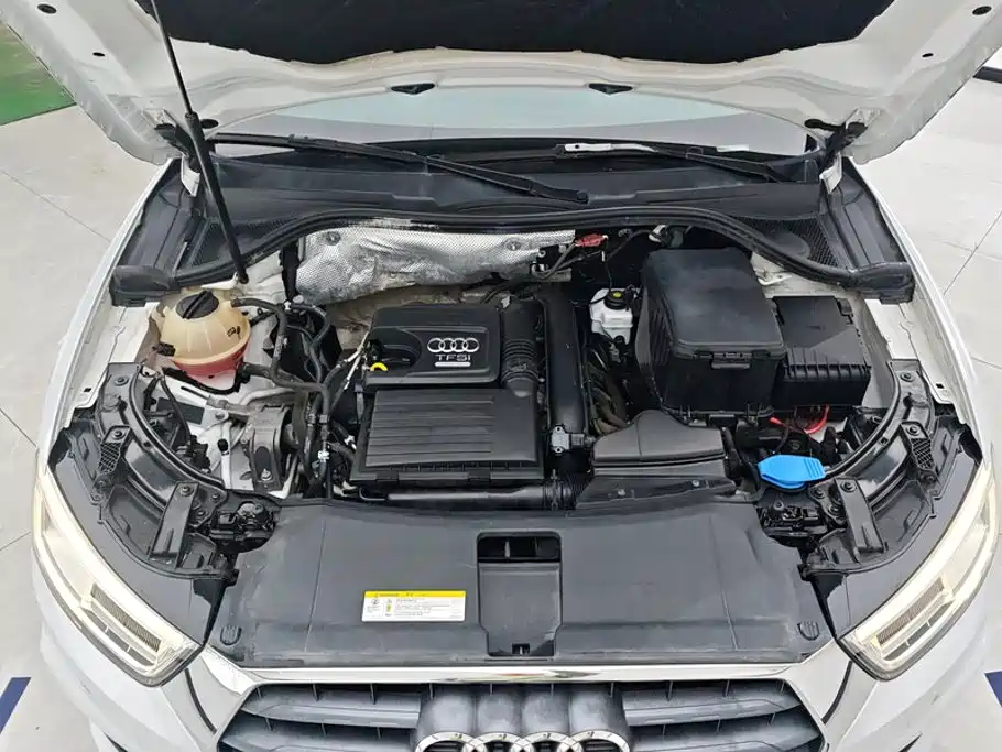 Audi Q3 — фото 10