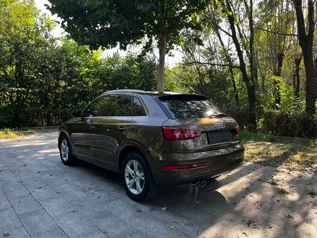 Audi Q3 — фото 4