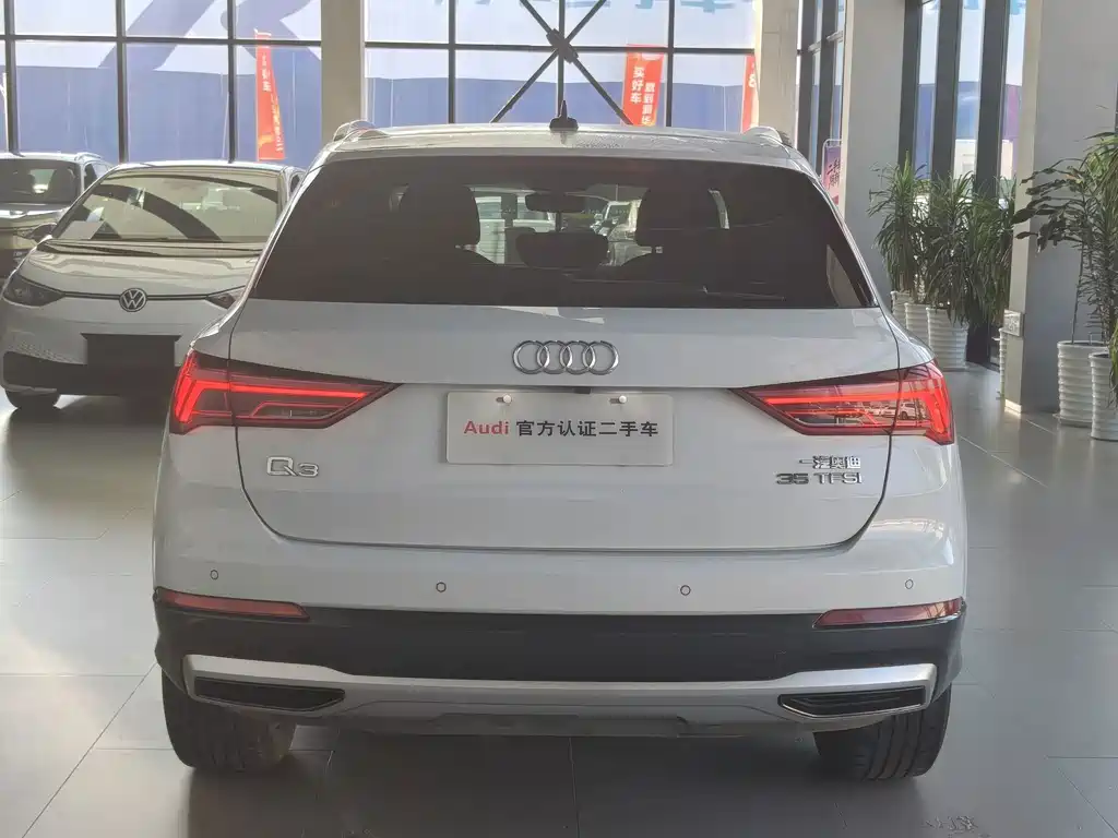 Audi Q3 — фото 4