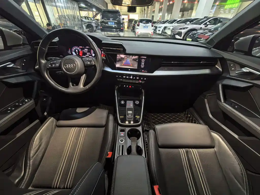 Audi A3 — фото 11