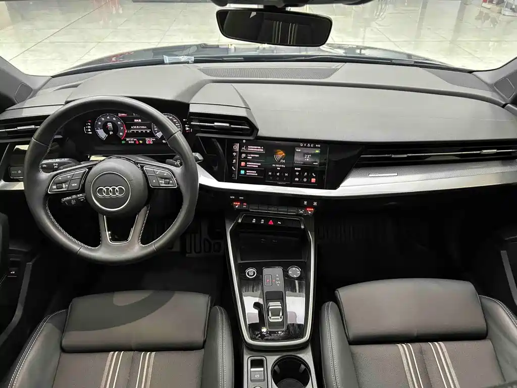 Audi A3 — фото 2