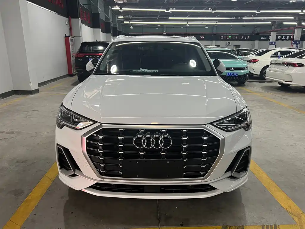 Audi Q3 — фото 2