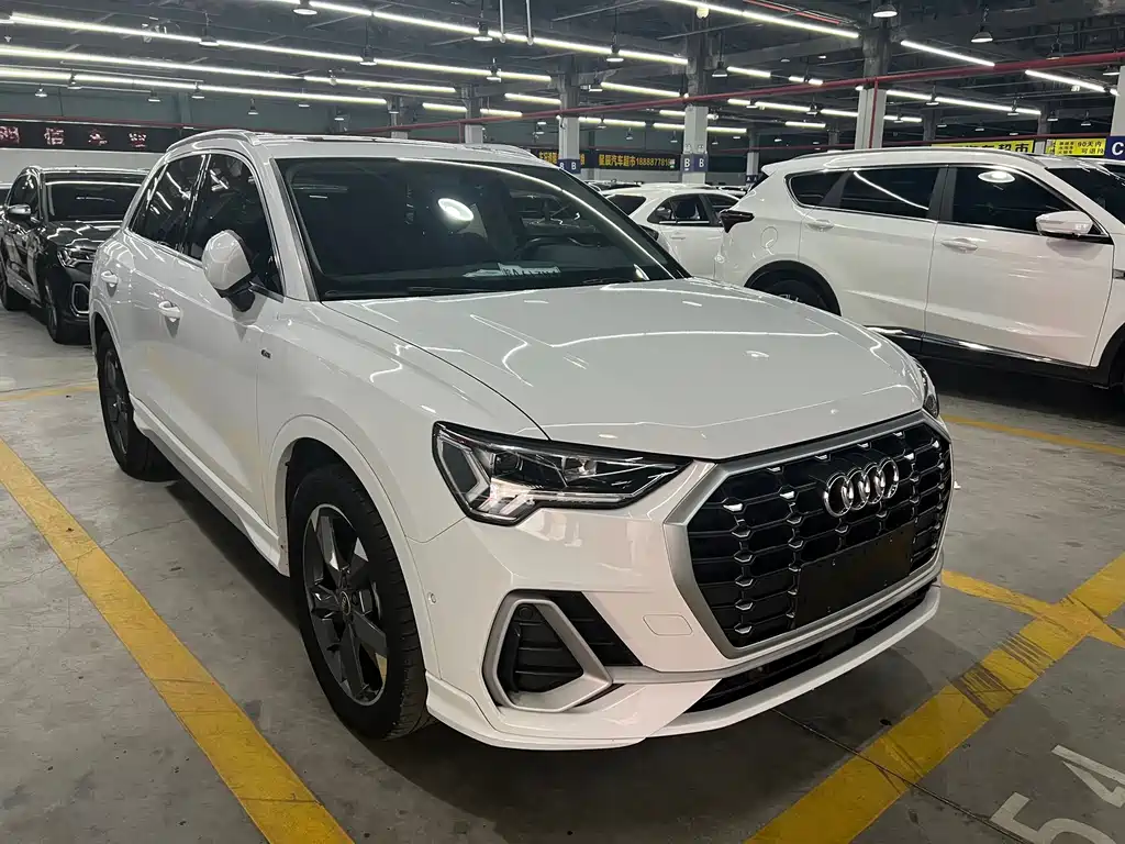Audi Q3 — фото 3