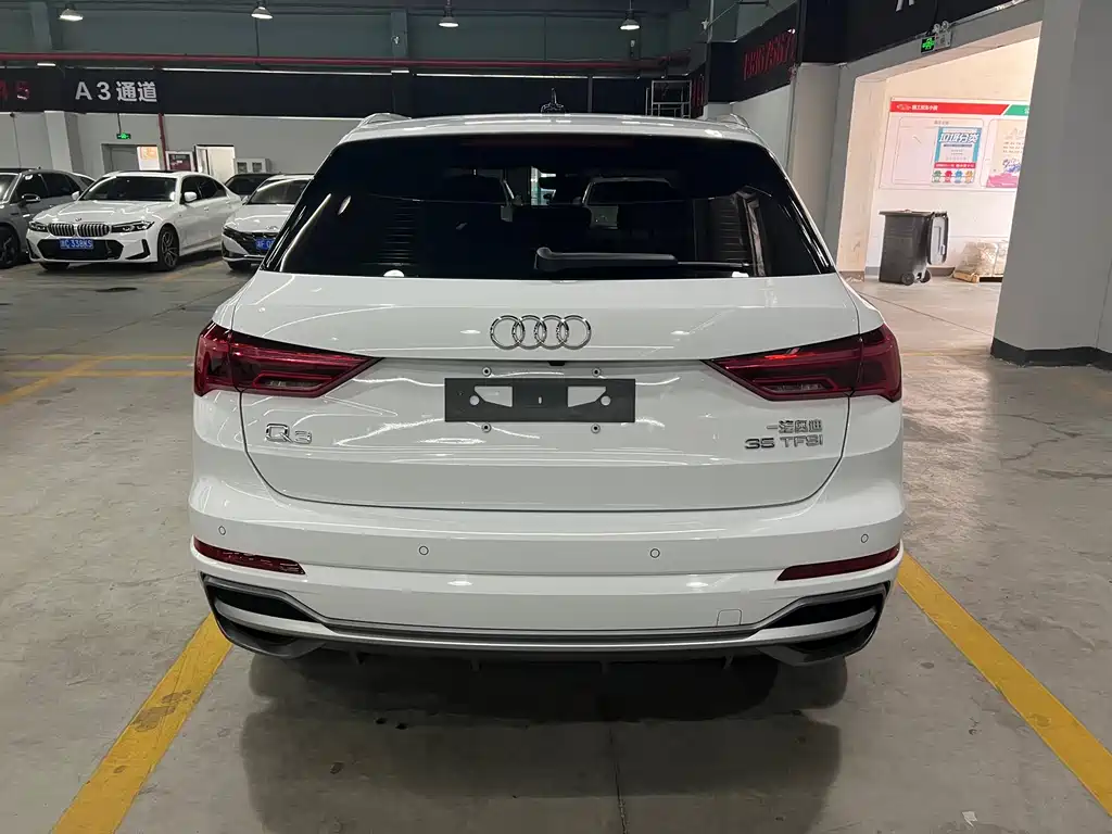 Audi Q3 — фото 5