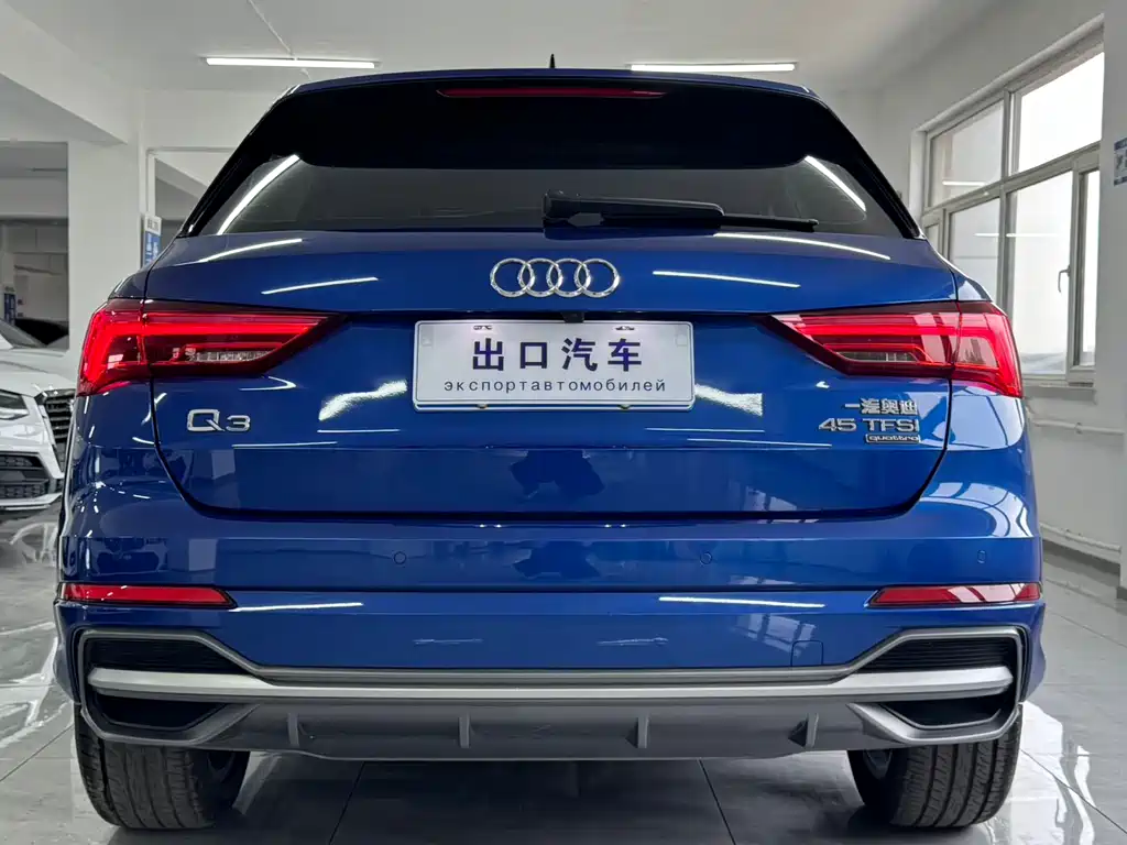 Audi Q3 — фото 5
