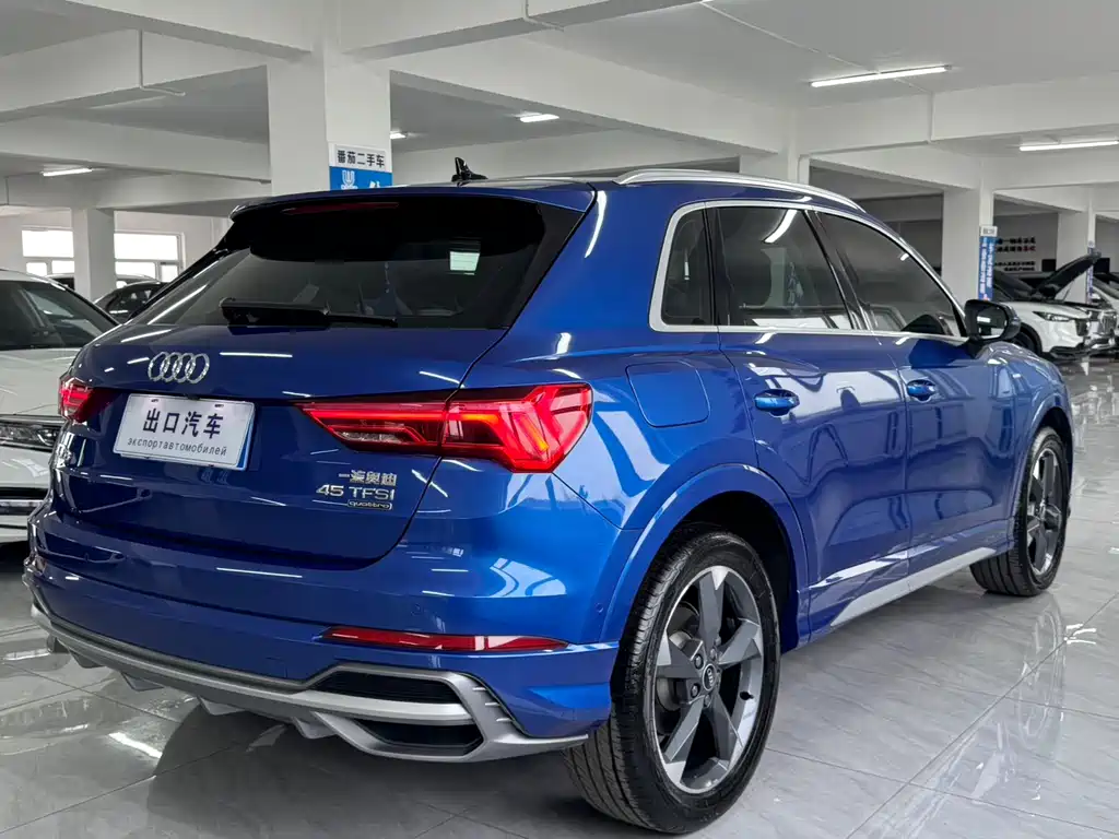 Audi Q3 — фото 6