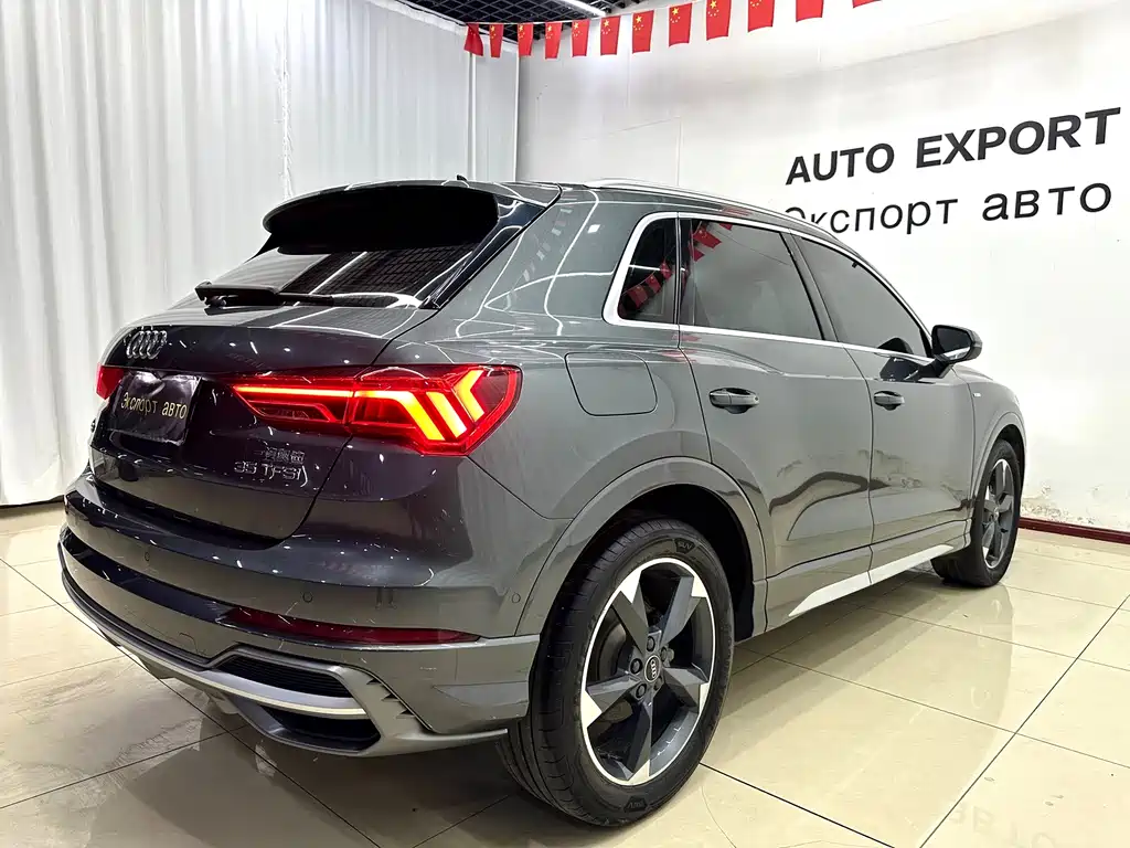Audi Q3 — фото 4