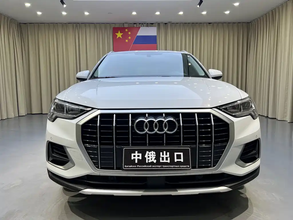 Audi Q3 — фото 2