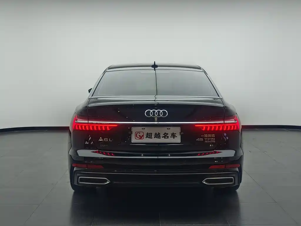 Audi A6L — фото 15