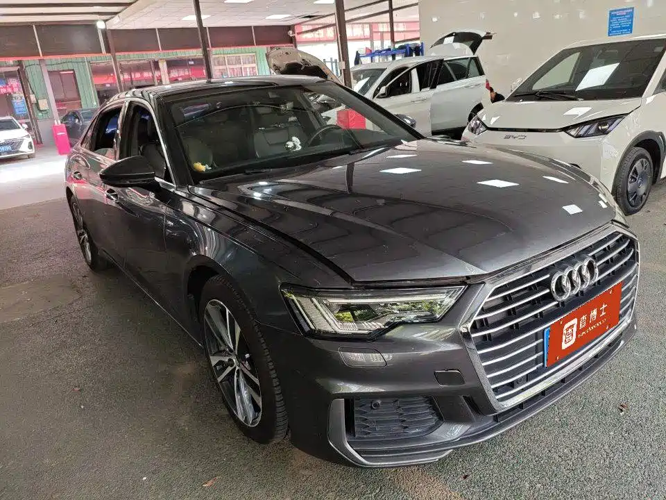 Audi A6L — фото 2