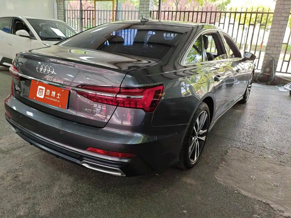 Audi A6L — фото 10