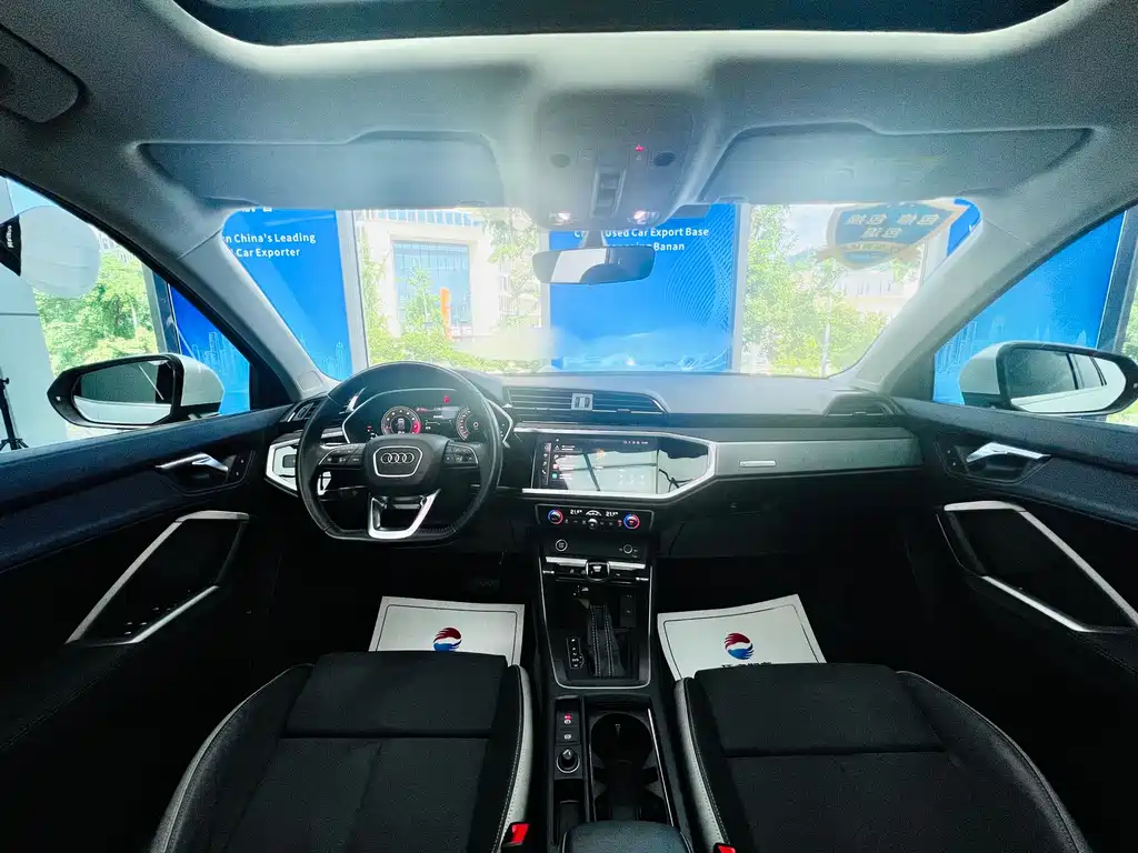 Audi Q3 — фото 19