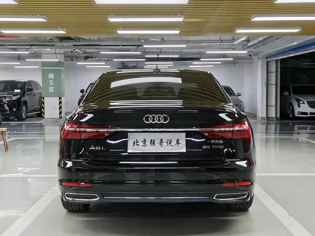Audi A6L — фото 5