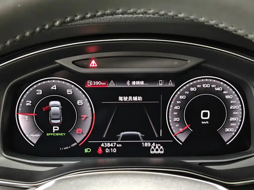 Audi A6L — фото 10