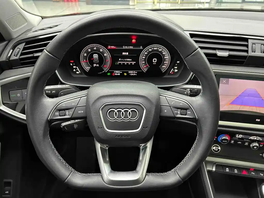 Audi Q3 — фото 3