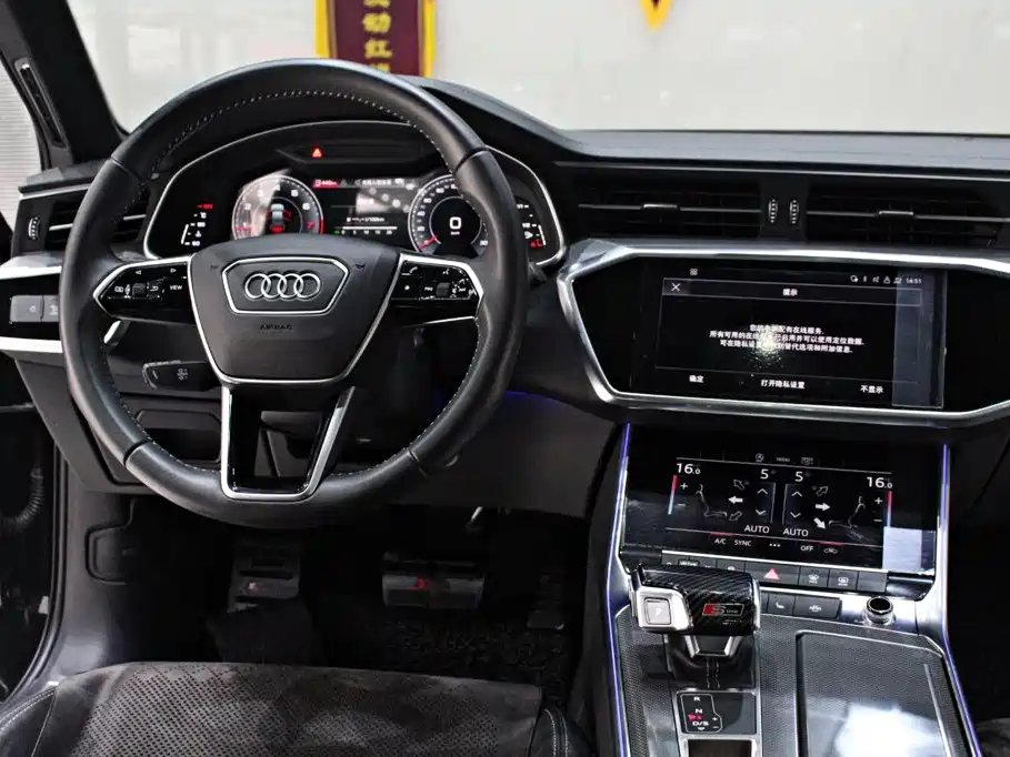 Audi A6L — фото 10