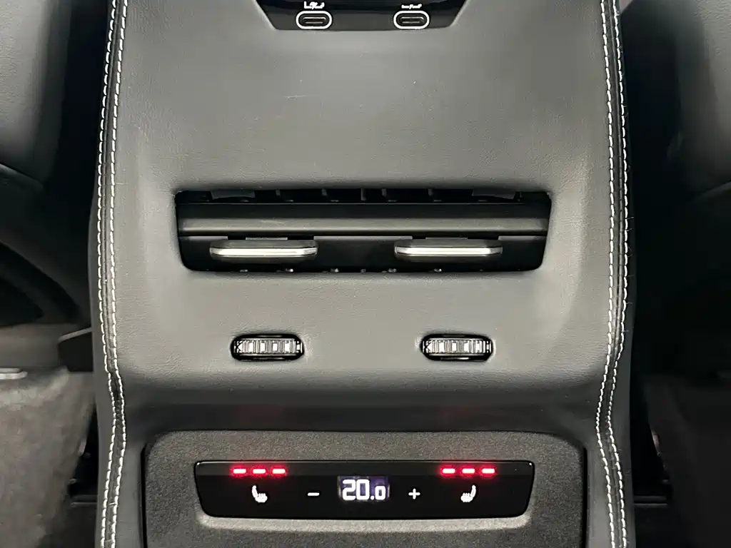 Audi A5L — фото 21