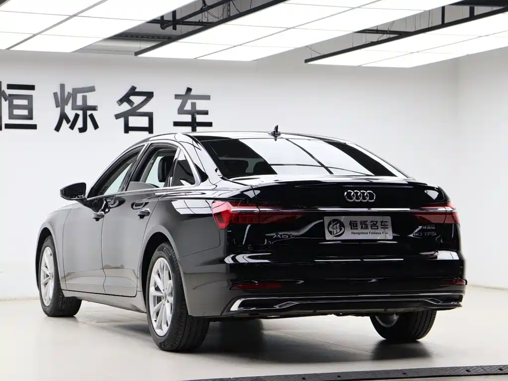 Audi A6L — фото 23