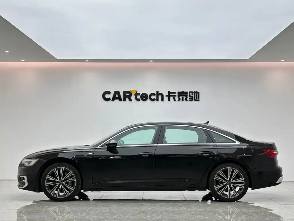 Audi A6L — фото 2