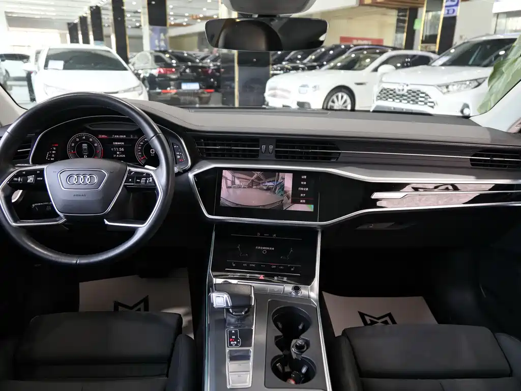 Audi A7 — фото 11