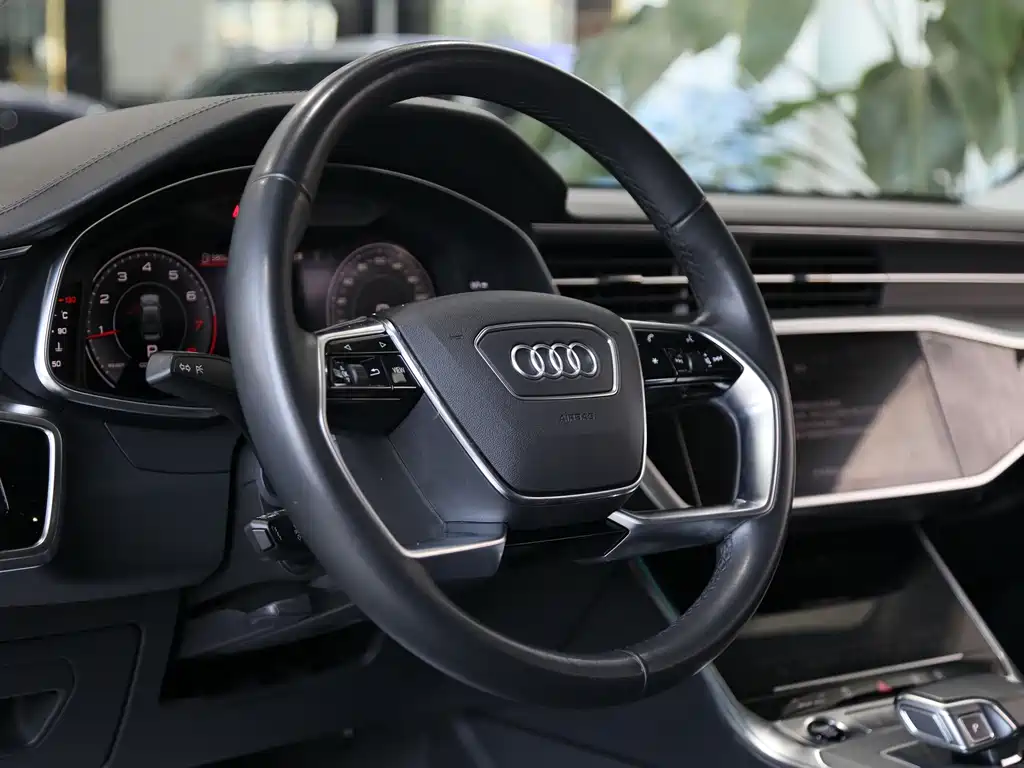 Audi A7 — фото 7