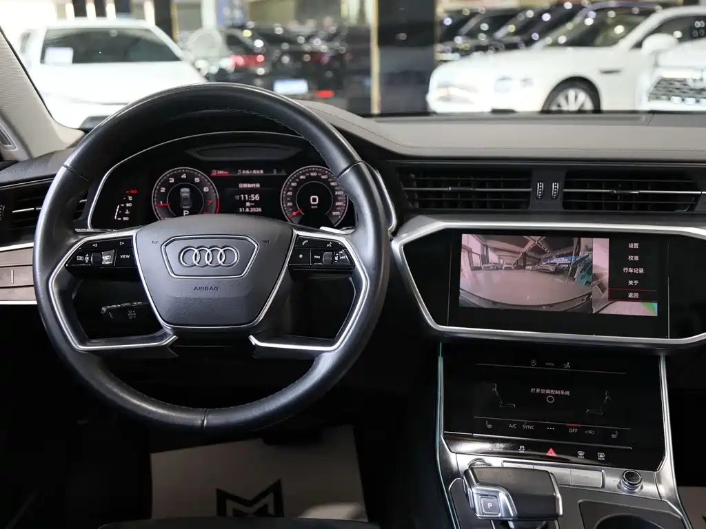 Audi A7 — фото 9