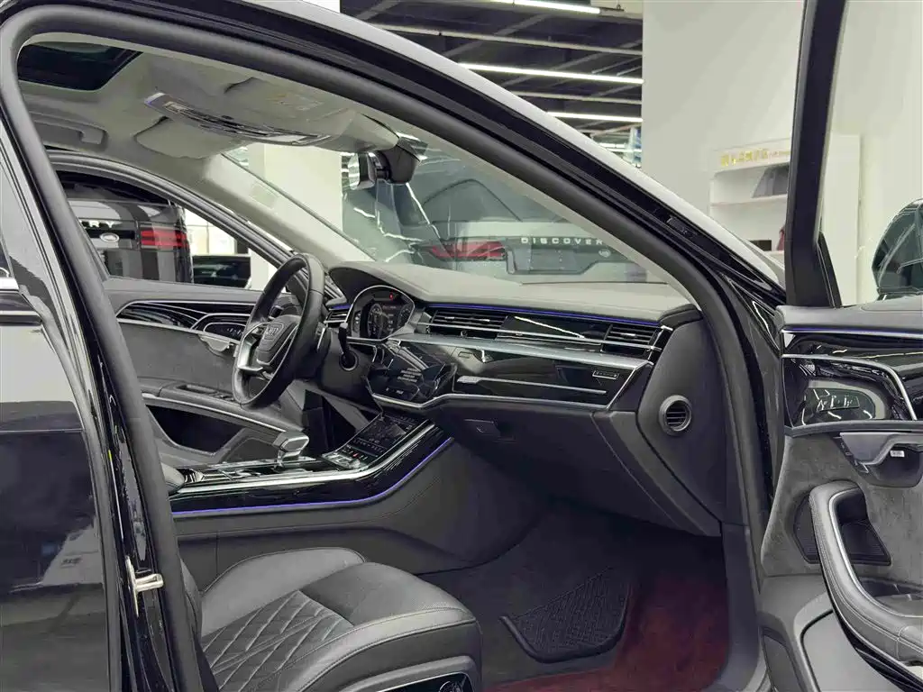Audi A8 New Energy — фото 10