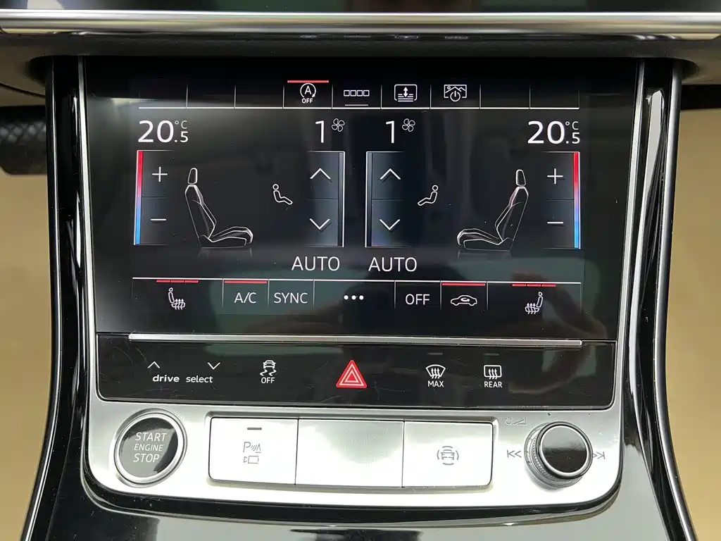 Audi A8 — фото 26