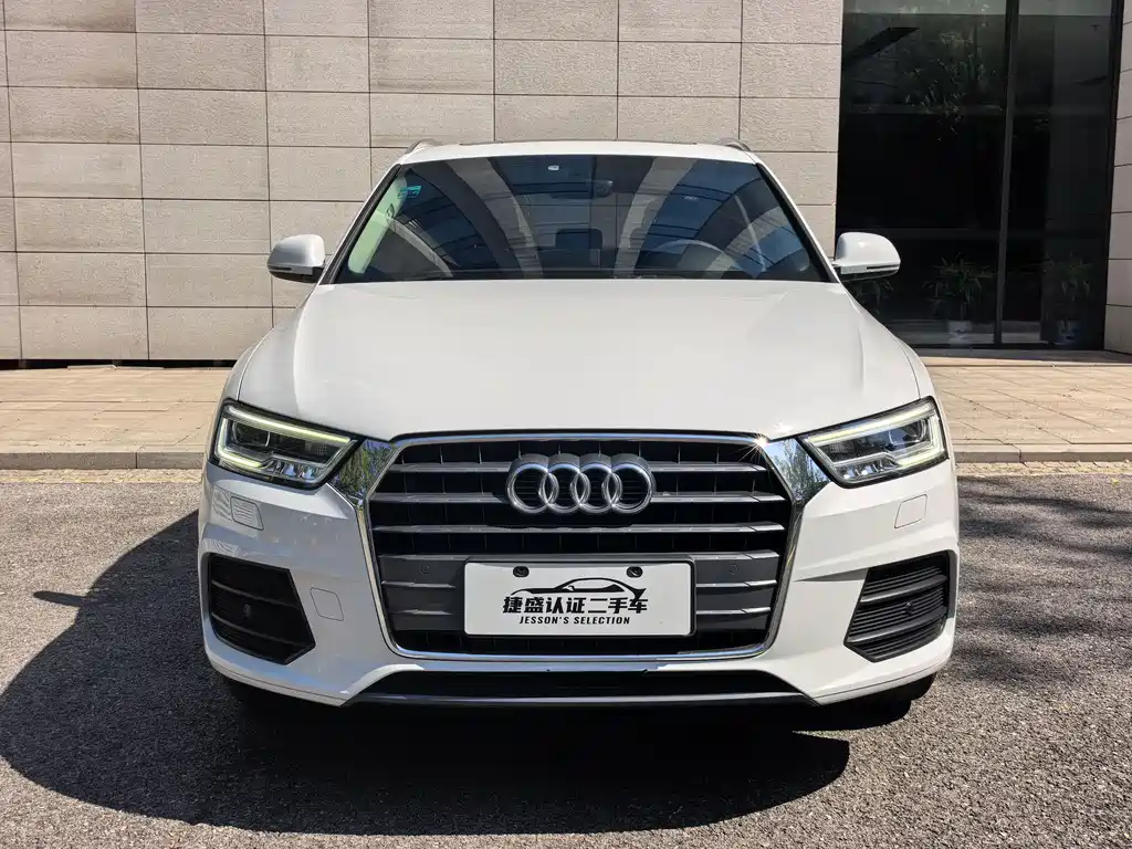 Audi Q3 — фото 2