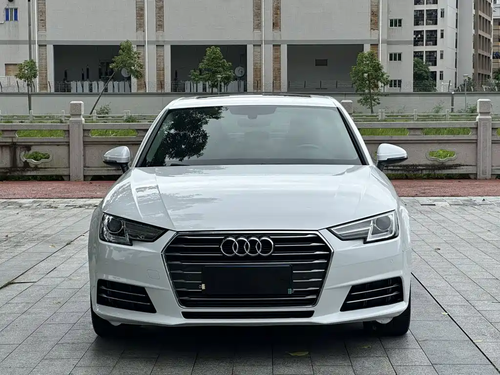 Audi A4L — фото 24