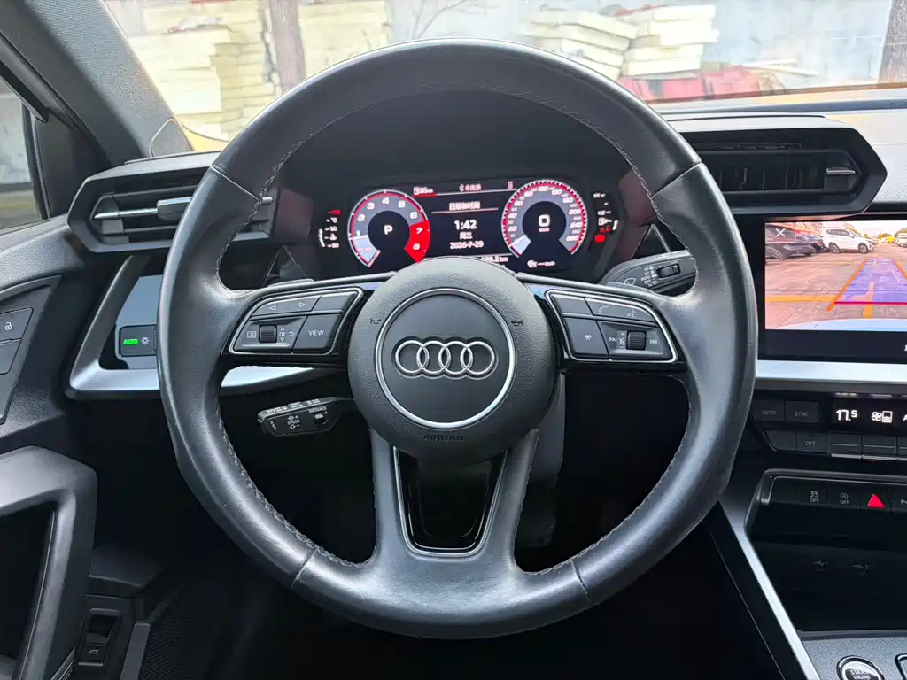 Audi A3 — фото 14